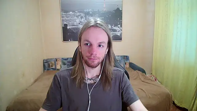 Snapshot of AdamDickens chatting on 04.29.26 AdamDickens online show from 04.29.26