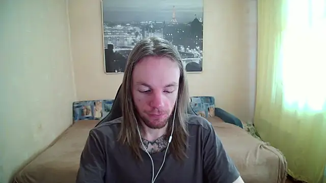 Snapshot of AdamDickens chatting on 05.01.26 AdamDickens online show from 05.01.26