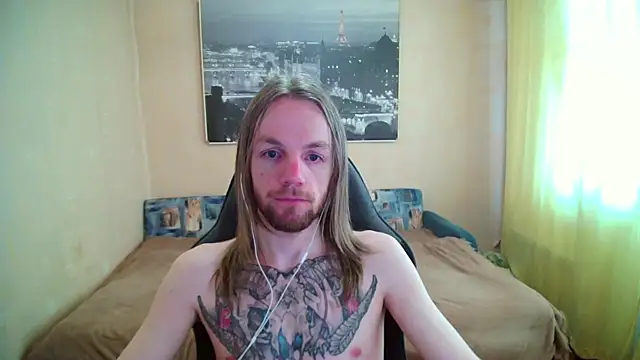 Snapshot of AdamDickens chatting on 05.16.26 AdamDickens online show from 05.16.26