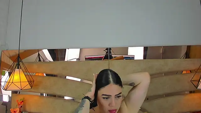 Snapshot of pamemiller1 chatting on 10.29.25 pamemiller1 online show from 10.29.25