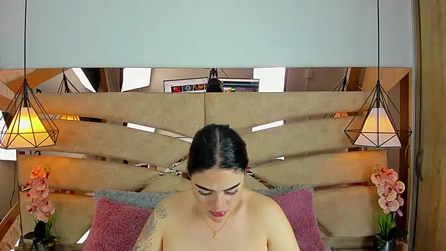 pamemiller1 online show from 04.07.26