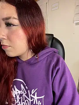 Karen18 boobs online show from 03.04.26