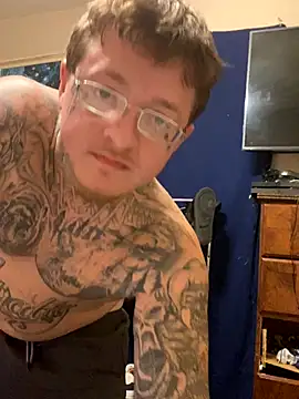 Snapshot of Bwcgoonie chatting on 09.25.25 Bwcgoonie online show from 09.25.25