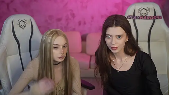 Snapshot of Regina_Sweet054 chatting on 03.12.26 Regina Sweet054 online show from 03.12.26