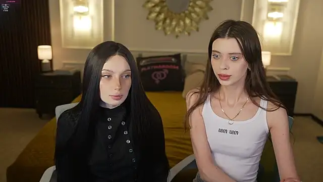 Snapshot of Regina_Sweet054 chatting on 04.02.26 Regina Sweet054 online show from 04.02.26