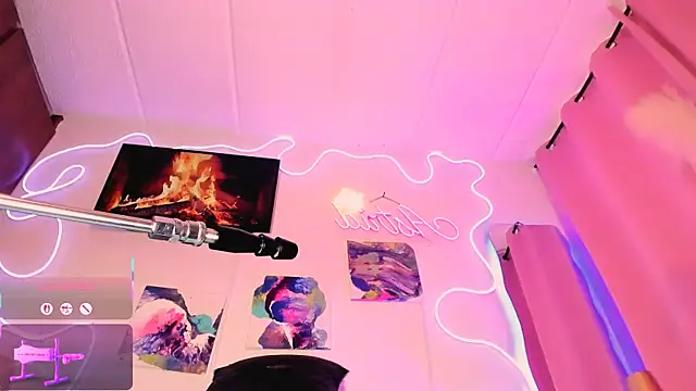 Snapshot of ASTRIDCHAT chatting on 09.11.25 ASTRIDCHAT online show from 09.11.25