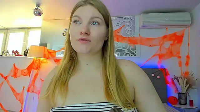 AshleyJoness online show from 10.30.25