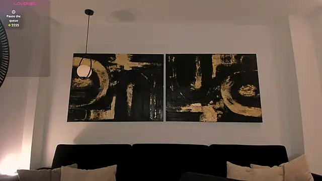 Snapshot of LiamCarterX chatting on 10.22.25 LiamCarterX online show from 10.22.25