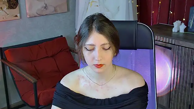 Mary Miiller online show from 05.21.26