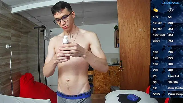 angelicious  online show from 10.08.25