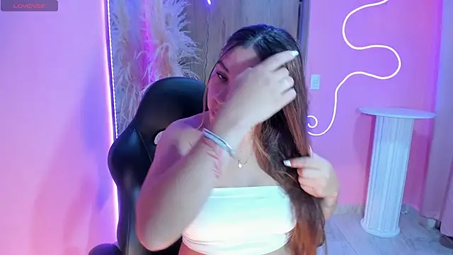 Brandy priscot online show from 04.18.26