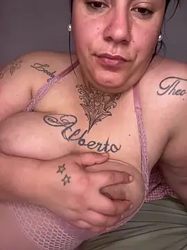 Snapshot of valen1891 chatting on 10.03.25 valen1891 online show from 10.03.25