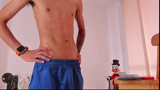 Snapshot of CamiiloRivera chatting on 10.30.25 CamiiloRivera online show from 10.30.25