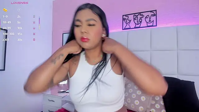 Meloddy Parkerr  online show from 04.15.26