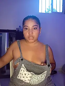 angelHeath13 online show from 10.26.25