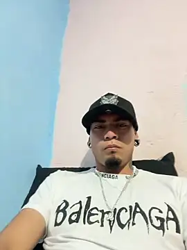 Ricardo2334 online show from 02.26.26