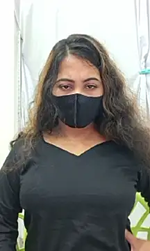 Snapshot of Bristy- chatting on 09.29.25 Bristy- online show from 09.29.25