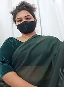 Snapshot of Bristy- chatting on 10.04.25 Bristy- online show from 10.04.25