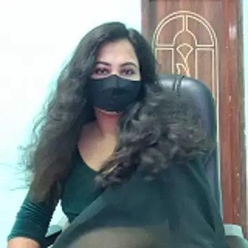 Snapshot of Bristy- chatting on 10.28.25 Bristy- online show from 10.28.25