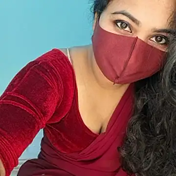 Snapshot of Bristy- chatting on 11.13.25 Bristy- online show from 11.13.25