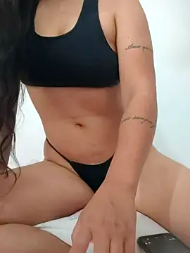 Snapshot of nikolyhot chatting on 11.04.25 nikolyhot online show from 11.04.25