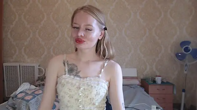 Kitkaat00 online show from 06.04.26