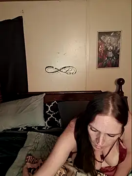 Shy Naughty Girl online show from 11.09.25