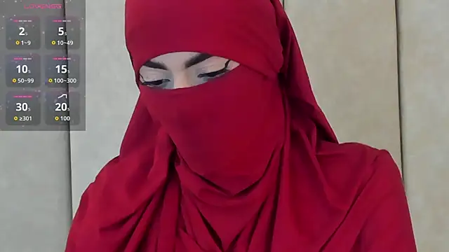  Zahiira  online show from 09.13.25