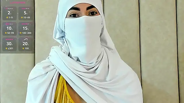  Zahiira  online show from 10.20.25