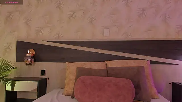 dana hazze online show from 03.12.26