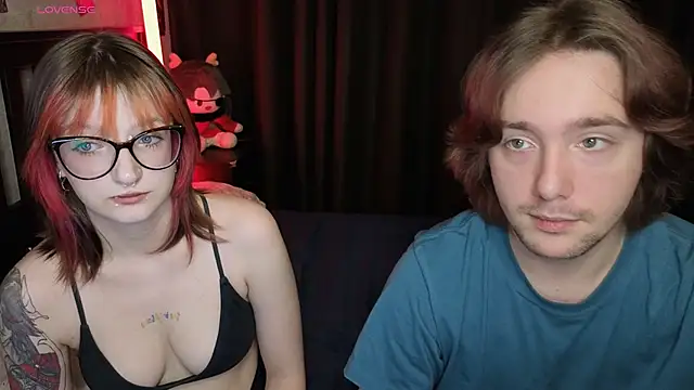 Snapshot of ellen_and_danny chatting on 09.15.25 ellen and danny online show from 09.15.25