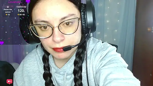 Camila Ord online show from 09.12.25