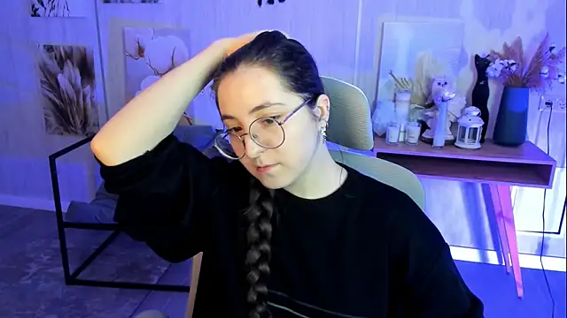 VirtuallVoyant online show from 11.14.25