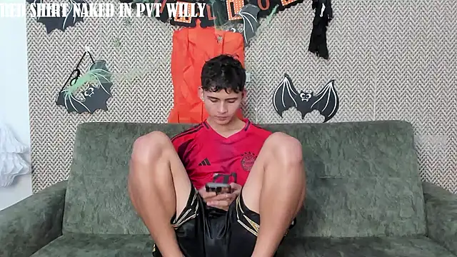 willy sexxx18 online show from 10.24.25