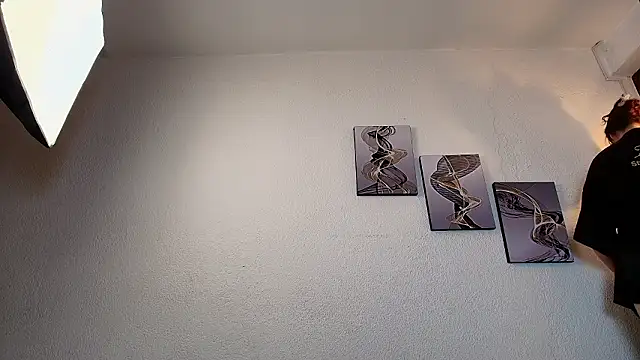 Rossi ss1 online show from 03.18.26