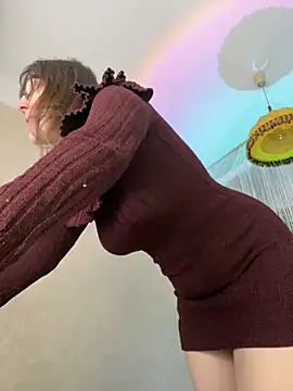 Snapshot of CrazyPinky chatting on 12.14.24 CrazyPinky online show from 12.14.24