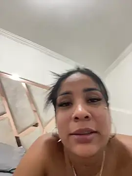 MarianaaSantos online show from 05.15.26
