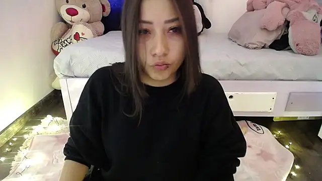 Mia 1120 online show from 11.29.25