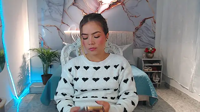 Snapshot of _Tiffany1 chatting on 09.12.25 Tiffany1 online show from 09.12.25