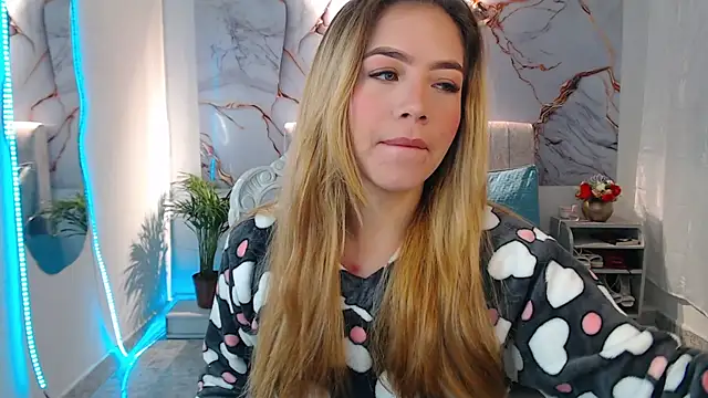 Snapshot of _Tiffany1 chatting on 09.14.25 Tiffany1 online show from 09.14.25