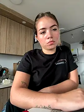 Snapshot of _Tiffany1 chatting on 09.27.25 Tiffany1 online show from 09.27.25