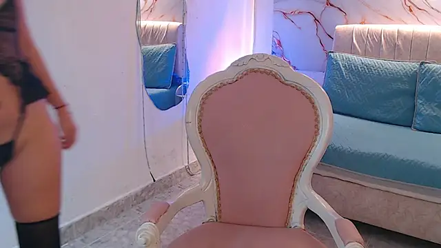 Snapshot of _Tiffany1 chatting on 11.10.25 Tiffany1 online show from 11.10.25