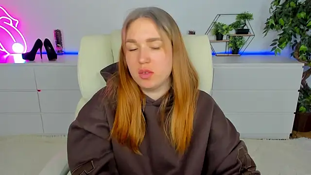 Snapshot of Sofii_darling chatting on 03.05.26 Sofii darling online show from 03.05.26