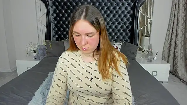 Snapshot of Sofii_darling chatting on 03.08.26 Sofii darling online show from 03.08.26