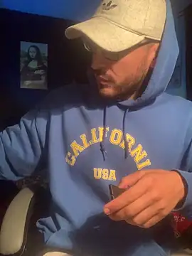 malek xarx  online show from 12.20.25