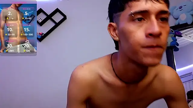 Snapshot of Danny_cute_05 chatting on 10.12.25 Danny cute 05 online show from 10.12.25