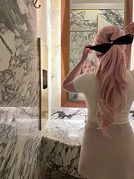 winter11 online show from 09.20.25