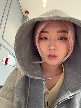 winter11 online show from 03.06.26