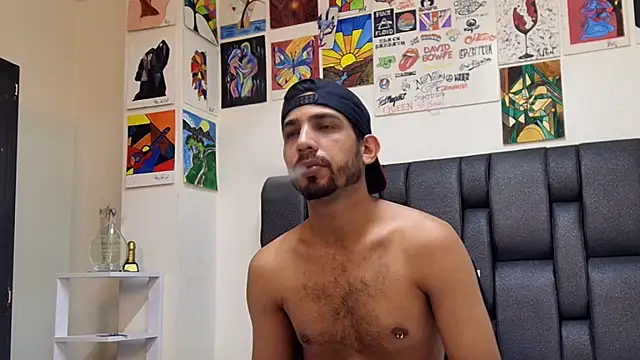 Snapshot of ashtoncooperr chatting on 09.10.25 ashtoncooperr online show from 09.10.25