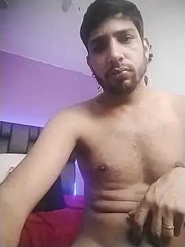 Snapshot of ashtoncooperr chatting on 11.02.25 ashtoncooperr online show from 11.02.25